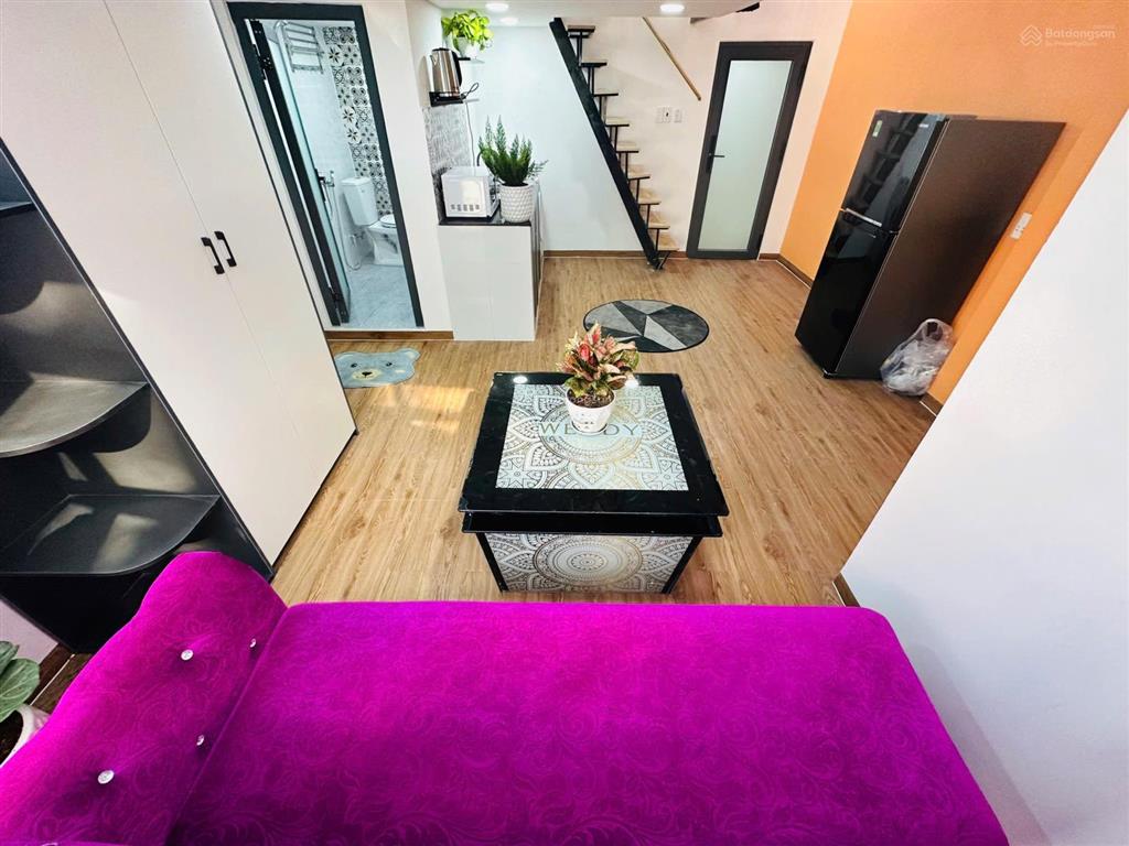 Cho thuê căn hộ duplex ban công full nội thất ngay metro bến thành  quận 1. giảm sâu đón khách t10