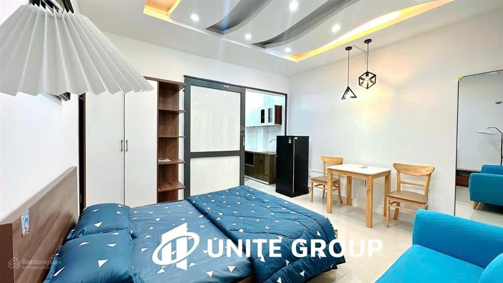 Chuyển công tác pass gấp căn hộ studio tách bếp ban công lớn trung tâm quận 3 chỉ 7.5tr/th