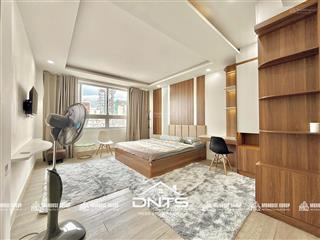 Cho thuê căn hộ studio tách bếp cửa sổ lớn full tiện nghi ngay bến thành  q1. giá hạt dẻ