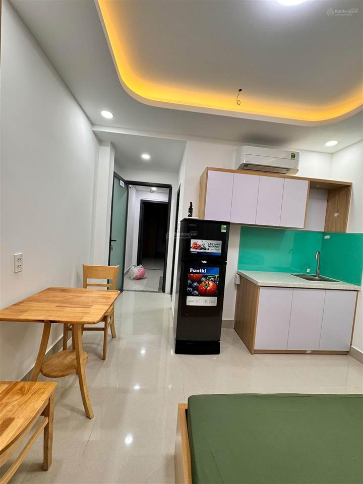 Khai trương tòa chdv mới xây full nội thất cửa sổ ban công lớn ngay cống quỳnh bùi viện q1.