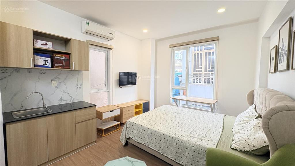 Khai trương studio cửa sổ balcony lớn full tiện nghi ngay trần hưng đạo  bến thành.  0929 292 ***