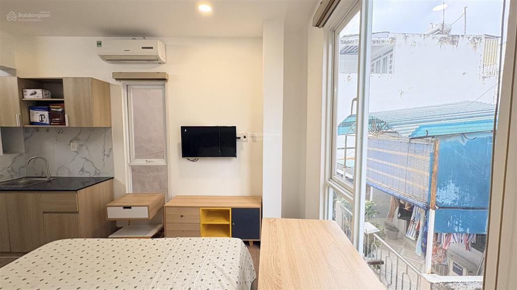 Khai trương studio cửa sổ balcony lớn full tiện nghi ngay trần hưng đạo  bến thành.  0929 292 ***