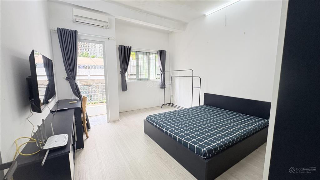 Cho thuê căn hộ 1pn balcony 45m2 full tiện nghi ngay chợ tân định  q1.  0929 292 ***