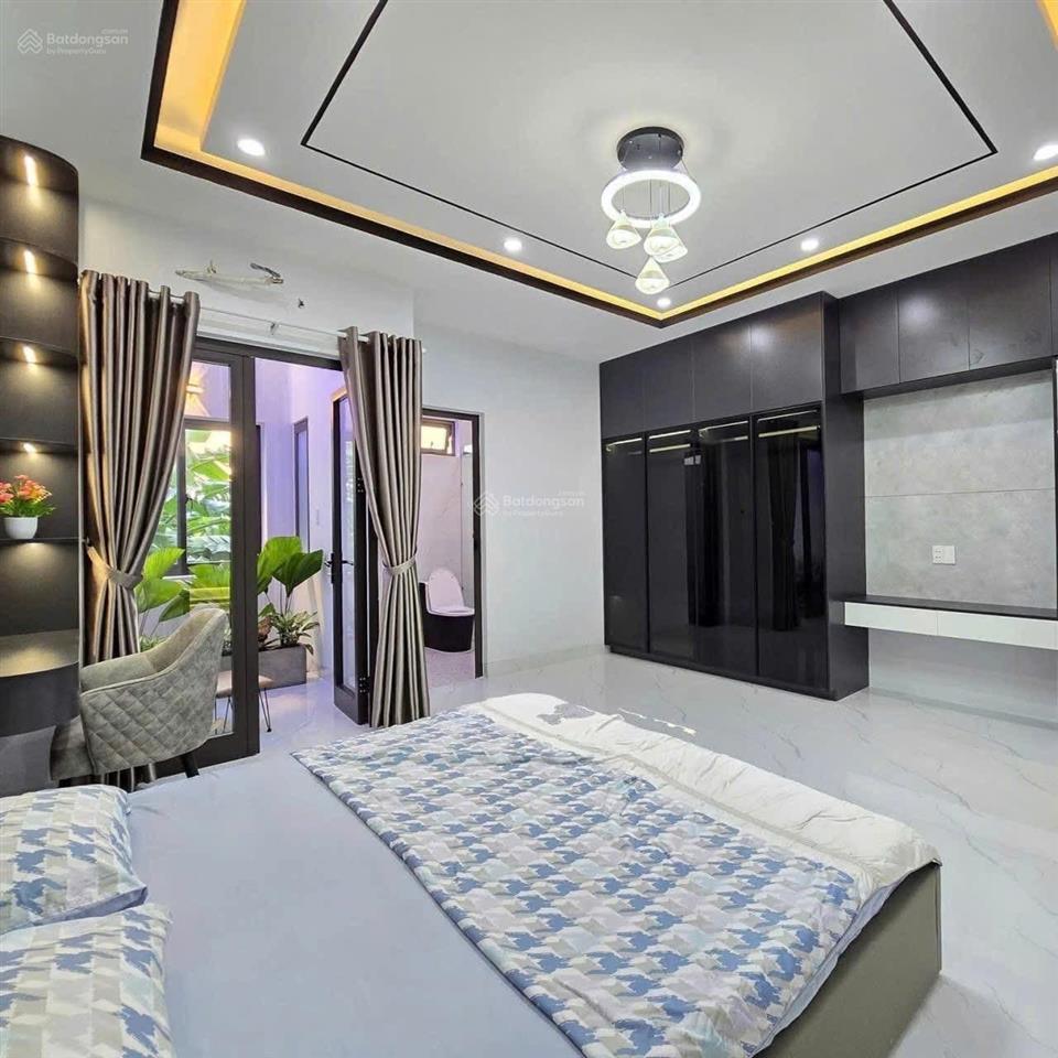 Bán nhà ngụy như kon tum, diện tích rộng, nhà đẹp, gara ô tô, vỉa hè ngõ rộng, 60m2, hơn 13 tỷ