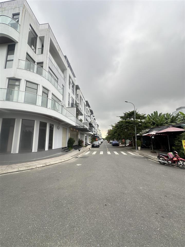 Shophouse căn ống duy nhất 2 mặt tiền nguyễn sinh sắc sổ hồng chính chủ cần bán