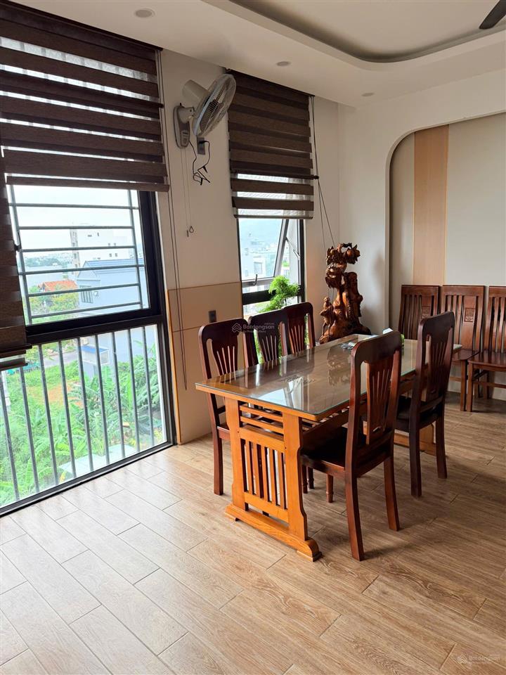 Chính chủ bán rẻ căn shophouse 4,5 tầng 2 mặt tiền đường nguyễn sinh sắc trục thương mại
