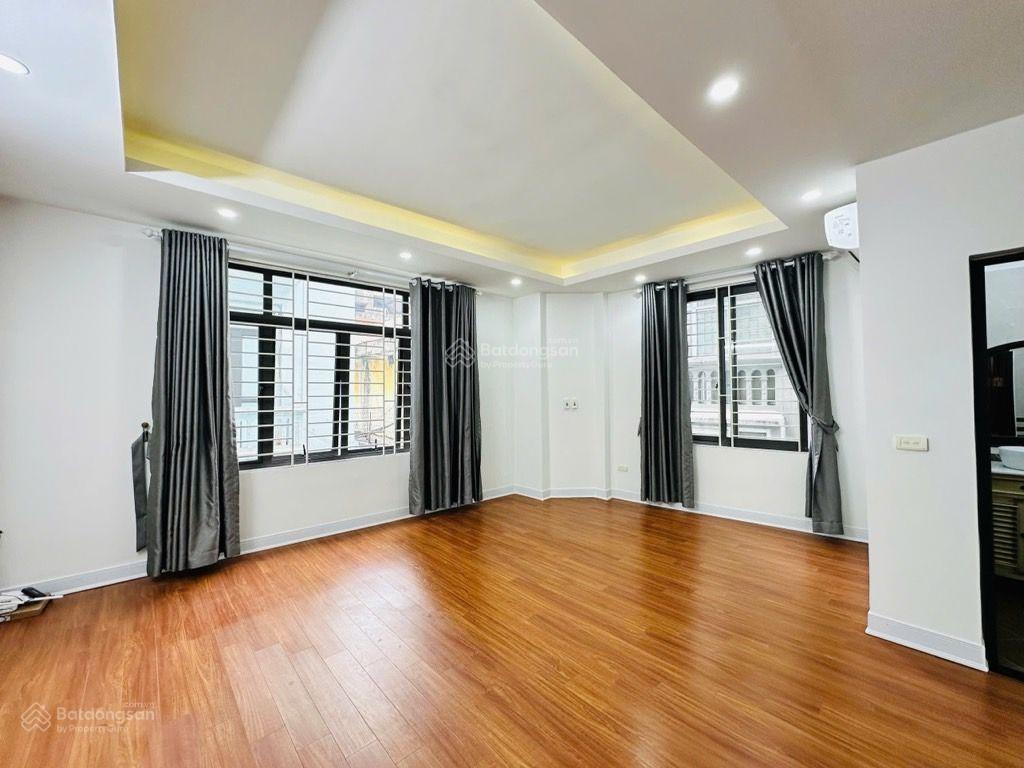 Ba đình  lô góc nở hậu  hiếm  công năng đầy đủ  ngõ rộng thoáng