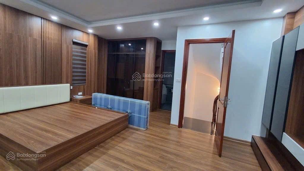 Bán nhà riêng 45m2/5 tầng ô tô đỗ cổng tại phố phan kế bính  đào tấn  liễu giai  ba đình