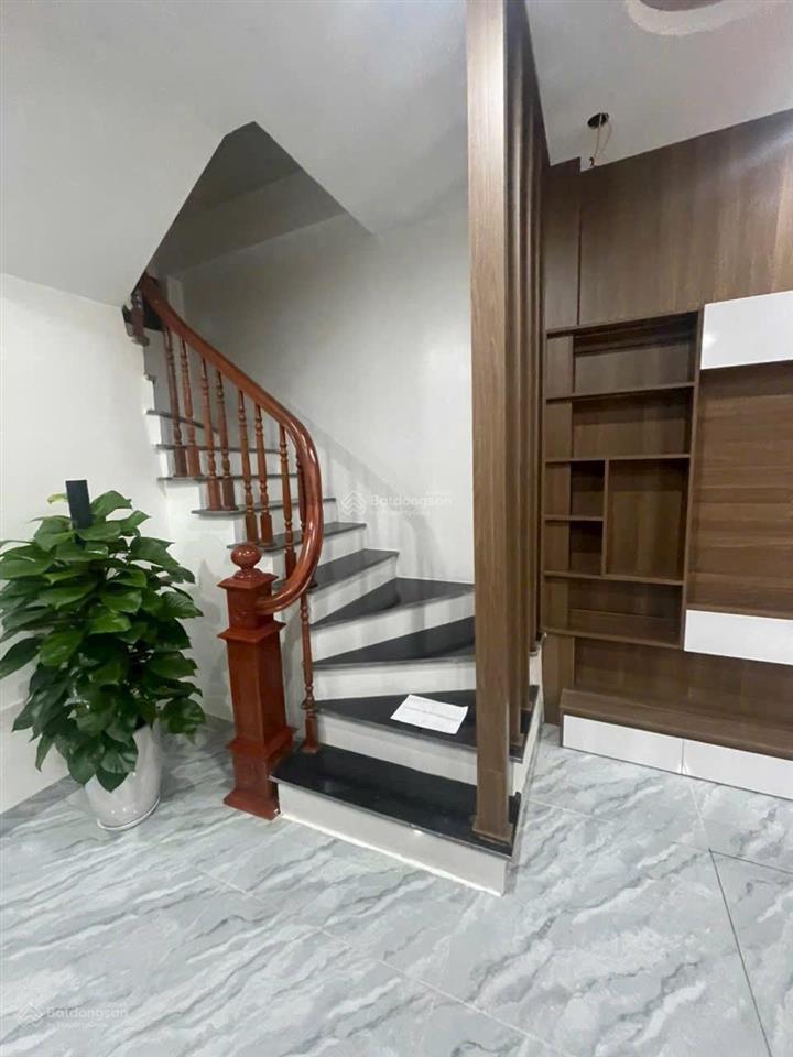 Bán nhà riêng 45m2/5 tầng ô tô đỗ cổng tại phố phan kế bính  đào tấn  liễu giai  ba đình