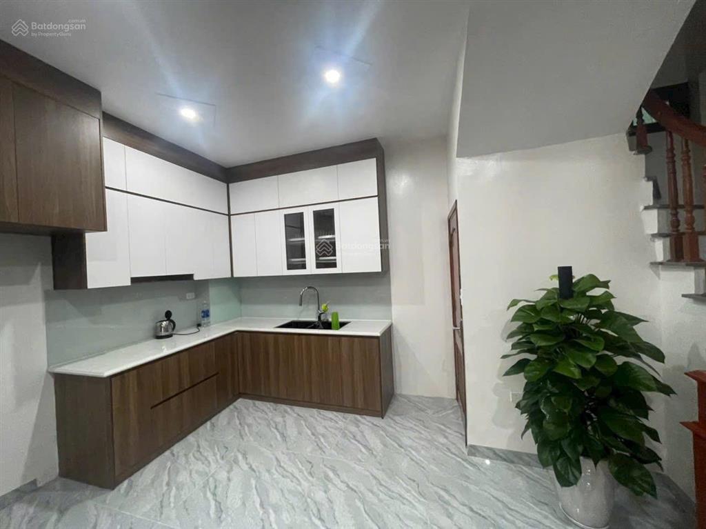 Bán nhà riêng 45m2/5 tầng ô tô đỗ cổng tại phố phan kế bính  đào tấn  liễu giai  ba đình