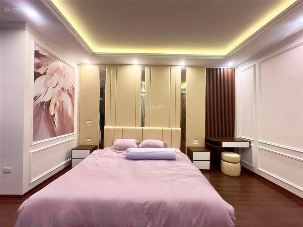 Bán nhà riêng mặt ngõ phố kim mã ba đình, nhà mới xây thang máy. không quy hoạch