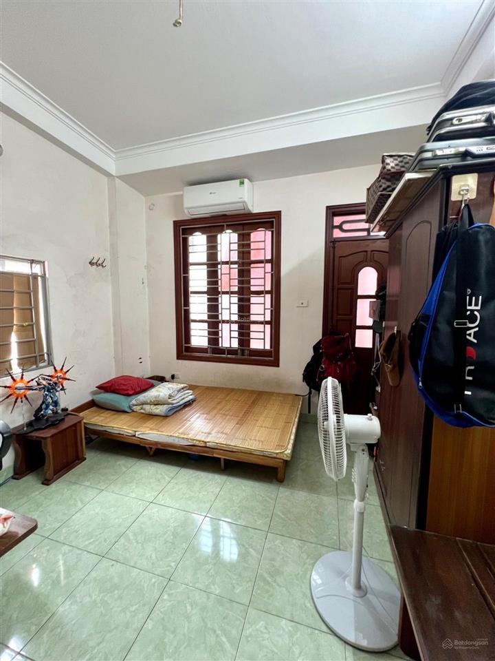 Cần bán gấp nhà riêng ba đình kim mã thông giang văn minh, chỉ hơn 5 tỷ