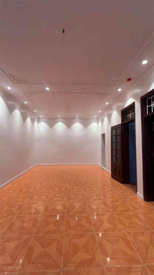 Bán nhà riêng thụy khuê  mặt ô tô tránh  lô góc  thang máy  kinh doanh đỉnh  diện tích 101m2
