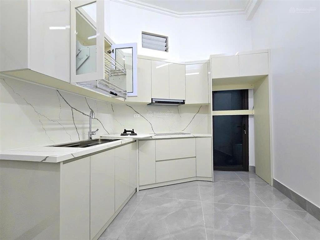 Đội cấn  ba đình  kim mã  ngõ thông  20m ra ô tô  nhà đẹp giá tốt