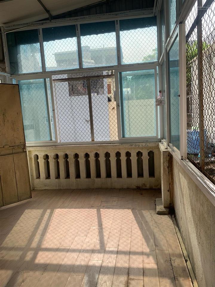 Bán nhà riêng 60m2 tại phố hào nam, đống đa, ô chợ dừa giá đầu tư