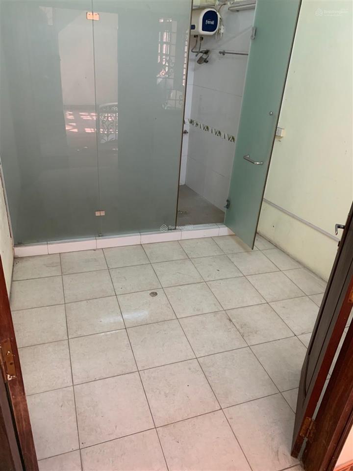 Bán nhà riêng 60m2 tại phố hào nam, đống đa, ô chợ dừa giá đầu tư