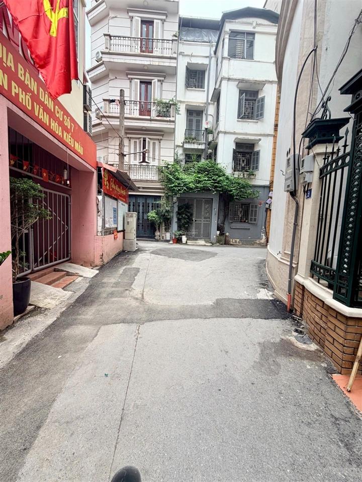 Bán nhà riêng tại ba đình cũ quán thánh phan đình phùng 60m² giá 28 tỷ