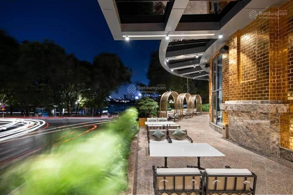 Toà khách sạn căn hộ vip 6 sao đẳng cấp vị thế kim cương hà thành.
