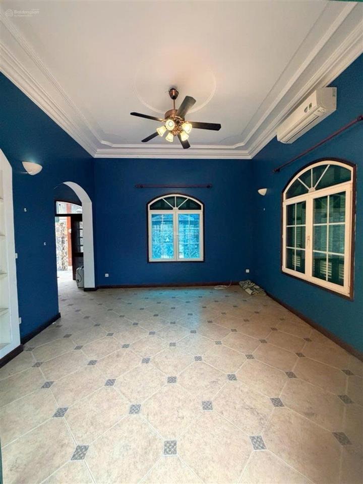 Siêu phẩm biệt thự tây hồ sân vườn giữa lòng phố thị  ô tô vào nhà. 255m² giá 95 tỷ
