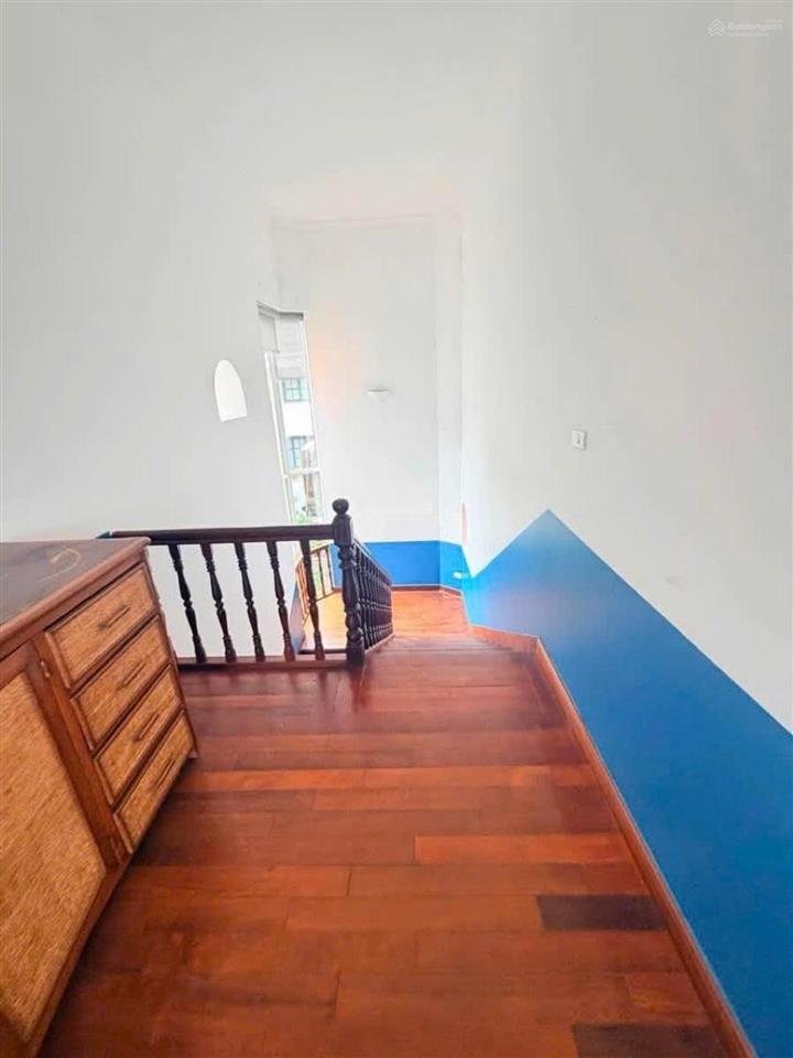Siêu phẩm biệt thự tây hồ sân vườn giữa lòng phố thị  ô tô vào nhà. 255m² giá 95 tỷ