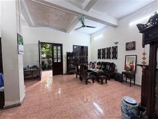 Bán đất tặng nhà biệt thự sân vườn 240m trung tâm ba đình.