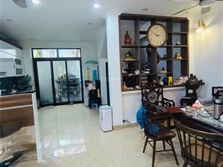 Bán nhà phân lô tây hồ võng thị trích sài ô tô dừng đỗ 115m giá 400tr