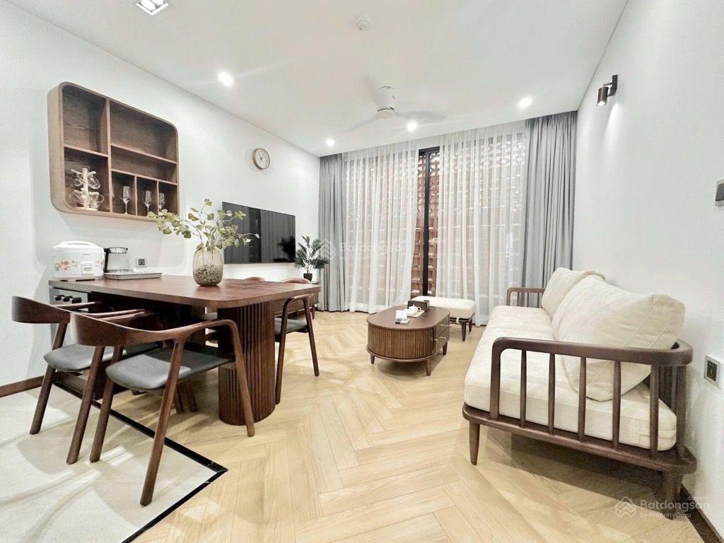 Bán căn hộ dòng tiền vị trí vàng ba đình liễu giai 136m2 giá khoảng 700tr/m2