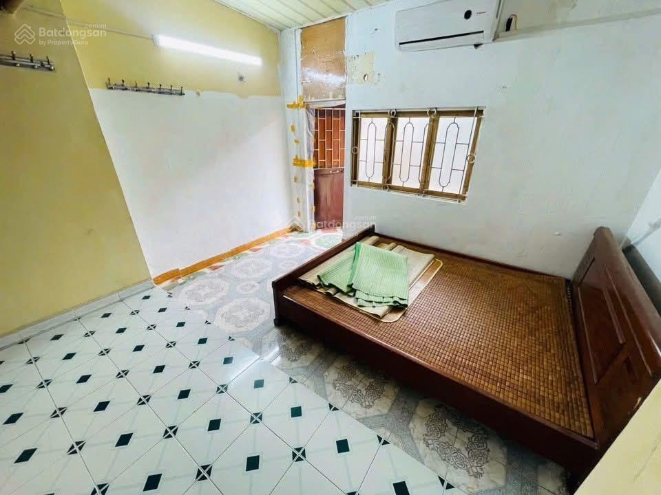 Chính chủ bán căn hộ tập thể tầng 3 nguyên hồng giảng võ ba đình hơn 3 tỷ