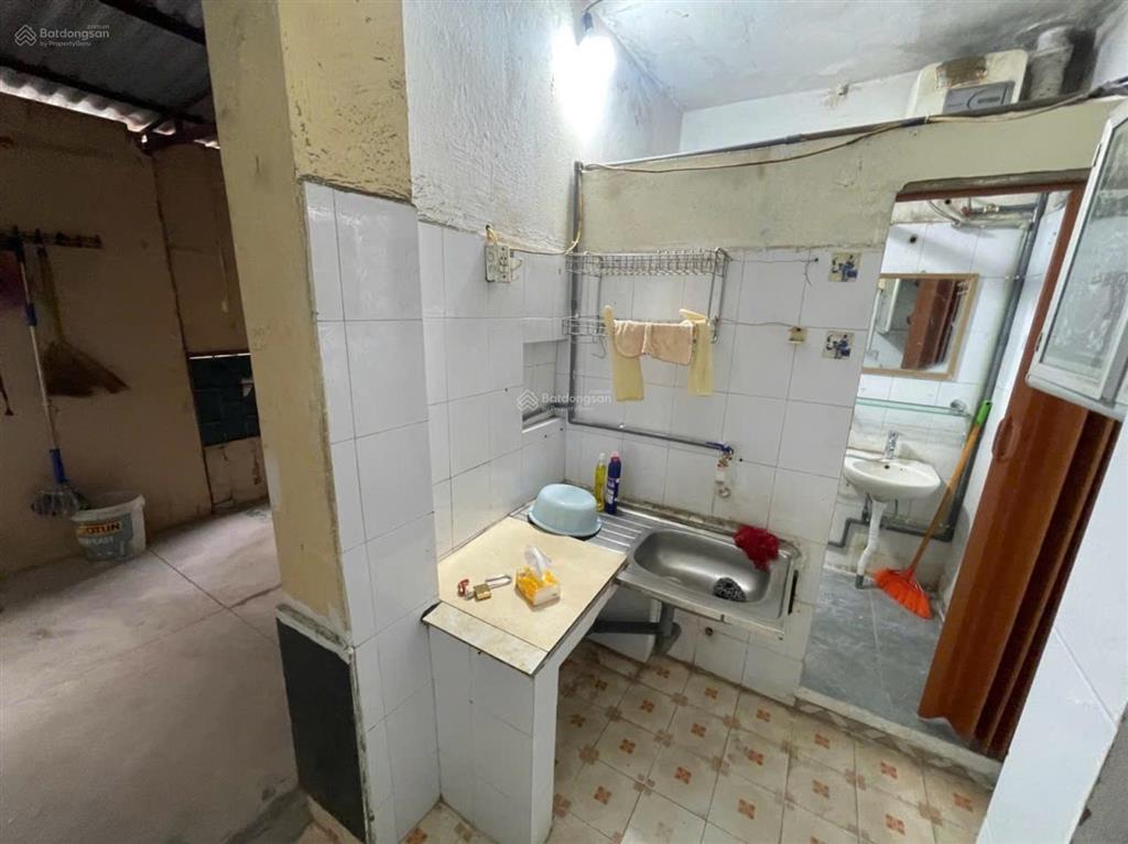 Chính chủ bán căn hộ tập thể tầng 3 nguyên hồng giảng võ ba đình hơn 3 tỷ