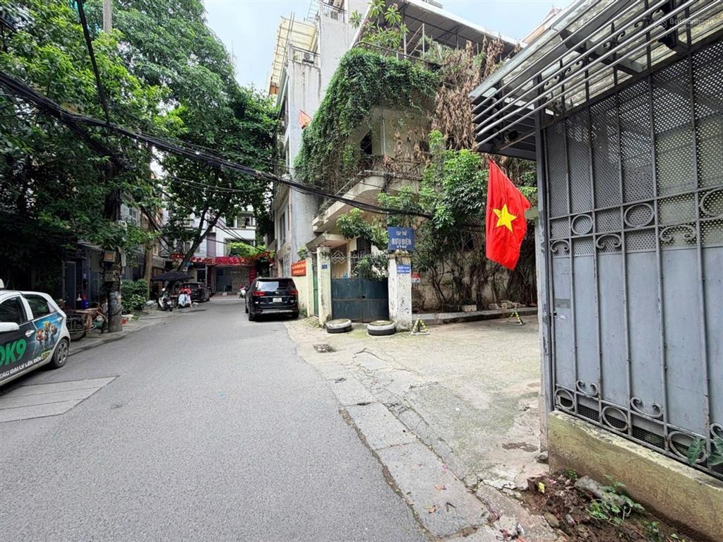 Bán nhà ba đình giảng võ ngọc khánh phân lô ô tô kinh doanh.