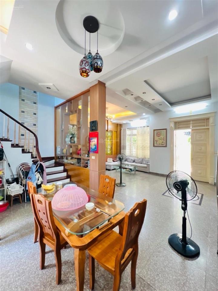 Bán nhà ba đình liền kề phân lô ô sân vườn ô tô tránh 151m giá 44,5 tỷ.