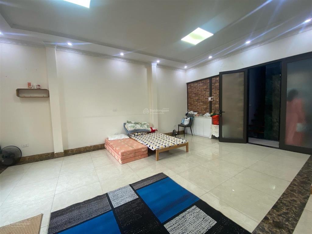 Bán nhà riêng tại ba đình giảng võ ngọc khánh ô tô đỗ cửa 6 tầng thang máy 22 tỷ