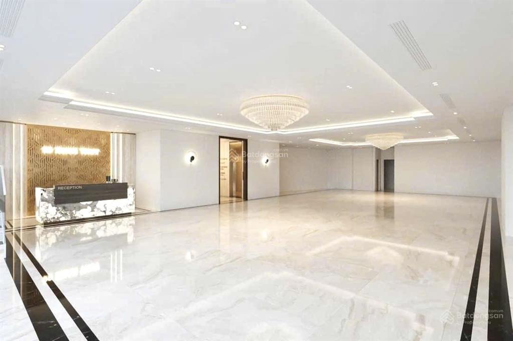 Bán nhà mặt phố hoàng quốc việt  cầu giấy. diện tích 160m² x 6 tầng. mặt tiền 10m.  0914 624 ***