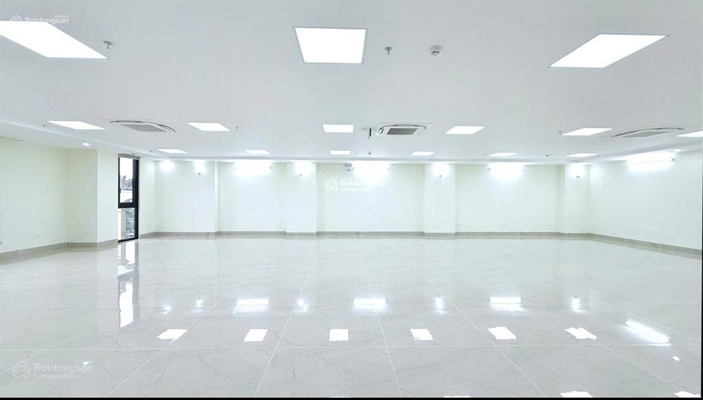 Bán nhà mặt phố hoàng quốc việt  cầu giấy. diện tích 160m² x 6 tầng. mặt tiền 10m.  0914 624 ***
