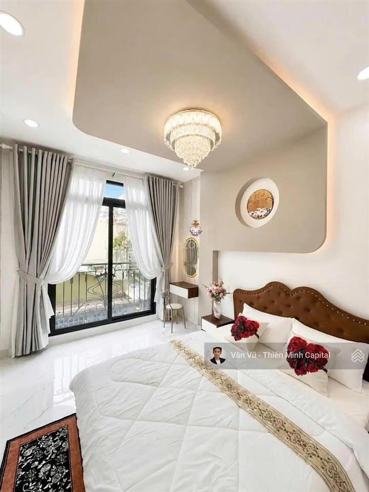 Chỉ 1 căn! phan xích long, phú nhuận. nhà mới 4 tầng  full nội thất. an ninhyên tĩnh. chỉ 8,2 tỷ.