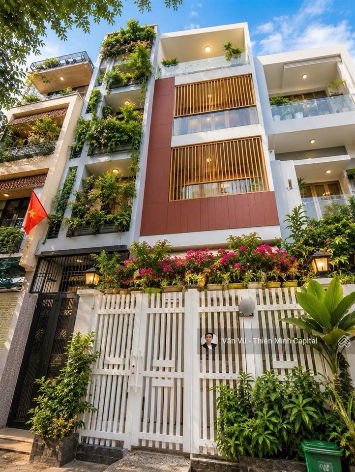 Hiếm có! khu nam kỳ khởi nghĩa, quận 3. (4x15m)  5 tầng. an ninh, yên tĩnh. phù hợp ở. chỉ 16 tỷ
