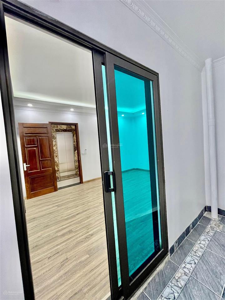 Siêu hiếm! nhà đẹp trần duy hưng  cg  gần phố  3 thoáng 56m2 * 6 tầng thang máy  10m ra ô tô