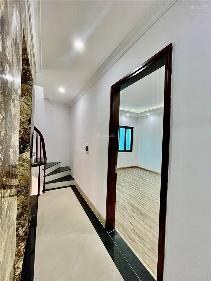 Siêu hiếm! nhà đẹp trần duy hưng  cg  gần phố  3 thoáng 56m2 * 6 tầng thang máy  10m ra ô tô