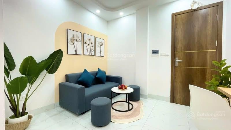 Chdv dd 28 pkk  pccc đạt chuẩn  bên thứ 3 thuê 125tr/tháng  100m2 * 9t , mt8m  ngõ thông