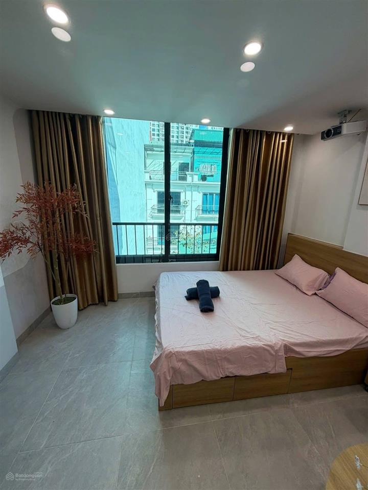 Tòa chdv thanh xuân, dòng tiền 170tr/tháng, 9 tầng thang máy, 26 phòng, ô tô tránh, giá 3x tỷ
