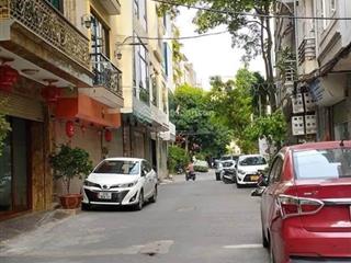 Tòa chdv thanh xuân, dòng tiền 170tr/ tháng, 9 tầng thang máy, 26 phòng, ô tô tránh, giá 3x tỷ