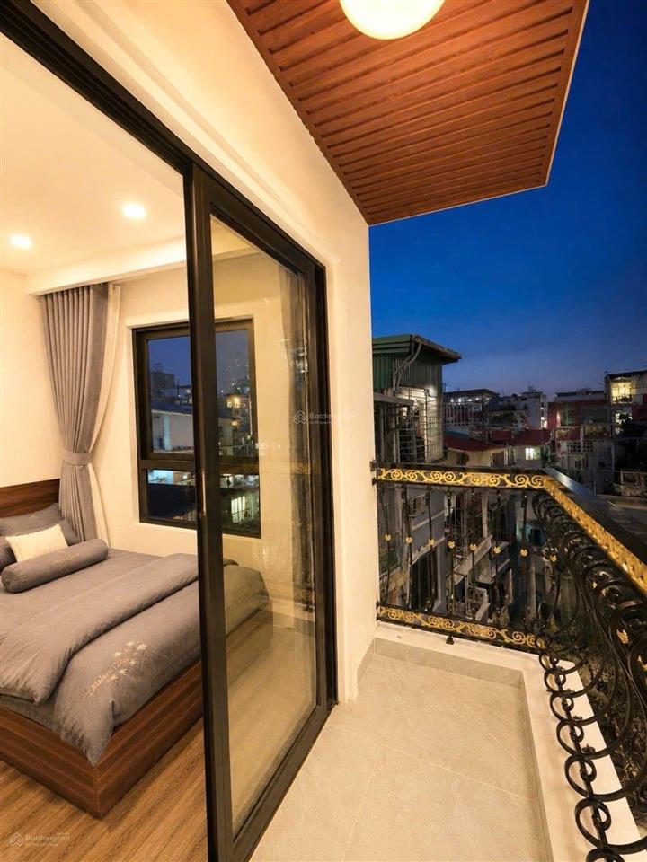 Siêu phẩm chdv cao cấp cầu giấy dòng tiền khủng 3 mặt thoáng 105m x 7t  mt 6m nở hậu