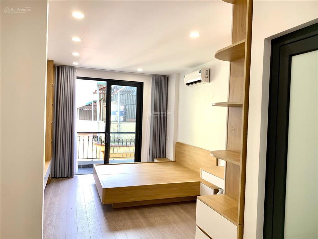 Toà chdv láng, đống đa  mặt ngõ thông  gần phố  11 phòng khép kín
55m x 7t, mt 6.5m