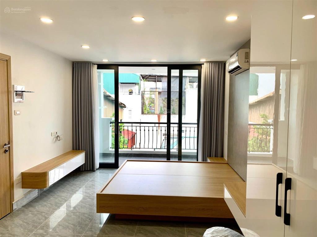 Toà chdv láng, đống đa  mặt ngõ thông  gần phố  11 phòng khép kín
55m x 7t, mt 6.5m