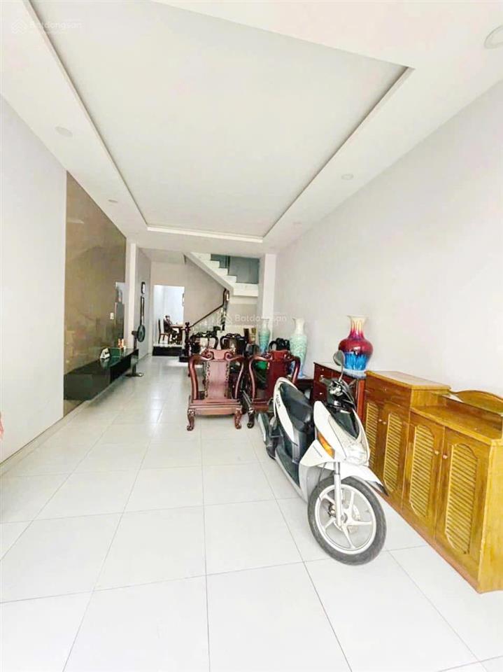 Nhà nguyễn thị thập, 5 tầng, 90m2, 4m x 22m, ô tô đậu trong nhà, hơn 11 tỷ, cách mt 40m