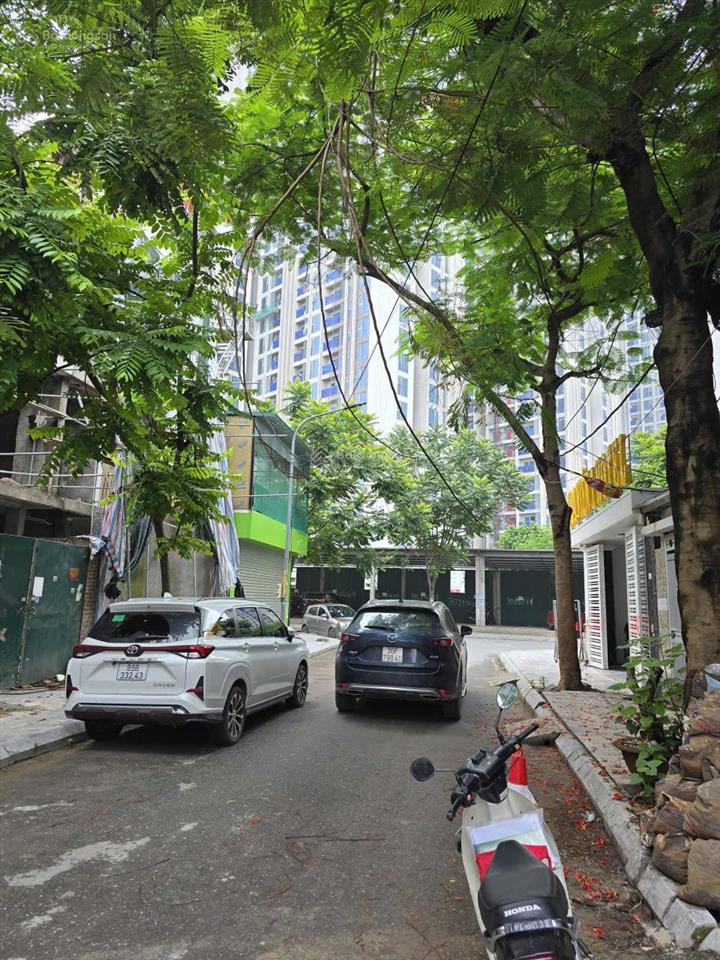 Bán biệt thự lk nam an khánh 131m², 4 tầng, sát vinhomes smart city, sổ đỏ, giá 26,7 tỷ