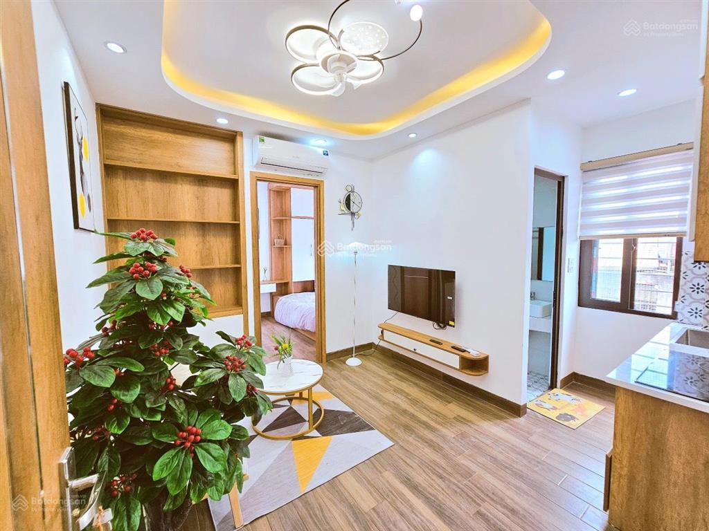 Tôi chính chủ bán ccmn 2 ngủ  giá 2.600 tỷ  dt sử dụng 52m2  vị trí trong ngõ 136 chùa láng