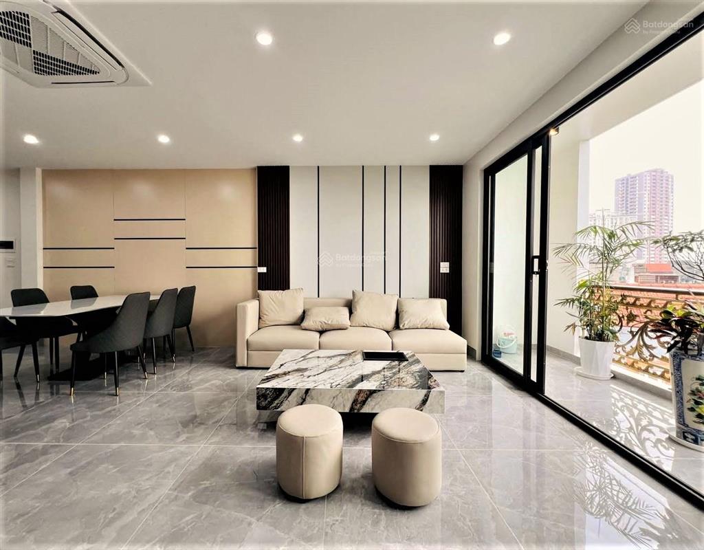 10m ra ô tô 30m ra phố hoàng ngân  cầu giấy. dt 50m2  6t thang máy  giá chỉ 14.x tỷ