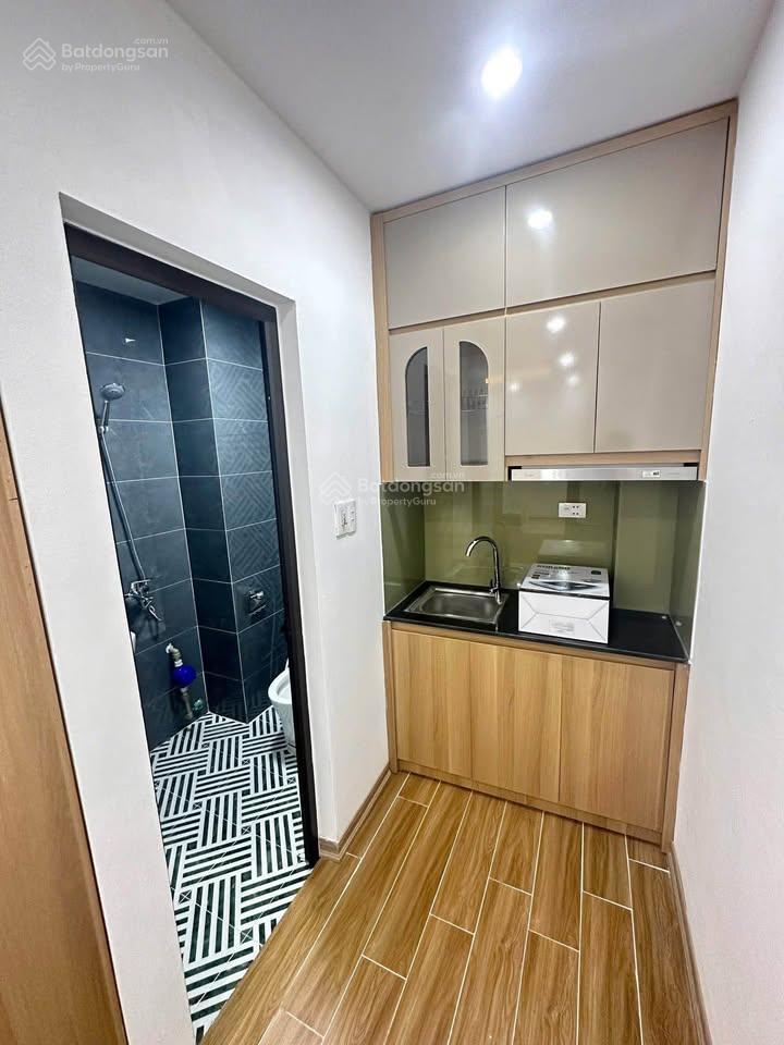 Chỉ 14 tỷ  toà ccmn phố thái thịnh  52m2 x 7 tầng  11pkk  dòng tiền 60tr/tháng