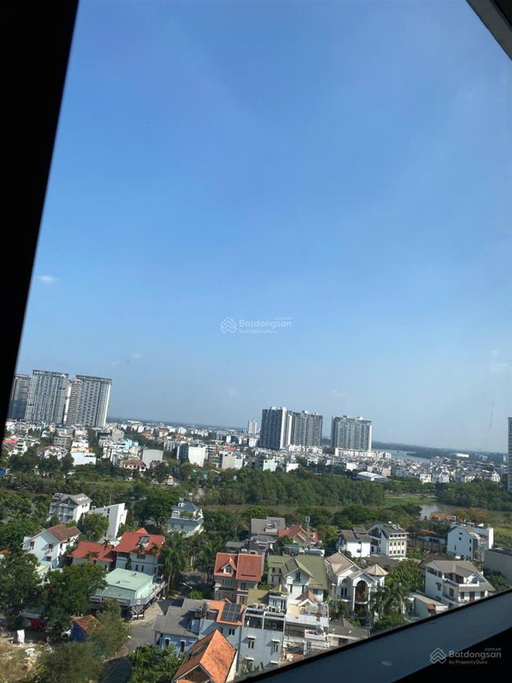 Bán căn 1pn+ giá tốt 6.1 tỷ bao hết, sổ hồng sẵn  the sun avenue, view sông đông nam thoáng mát.